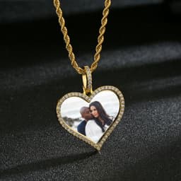 Cut out stoned necklace