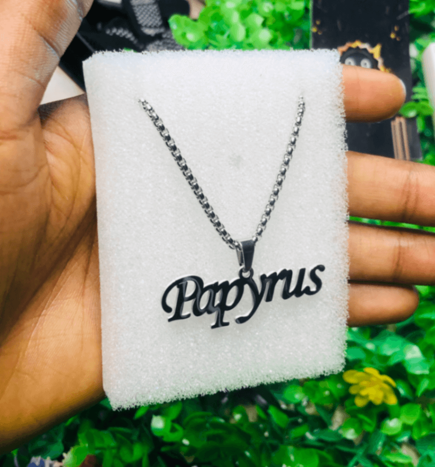 Silver cut out necklace